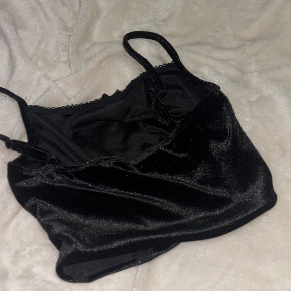 Black velvet top - Picture 4 of 4
